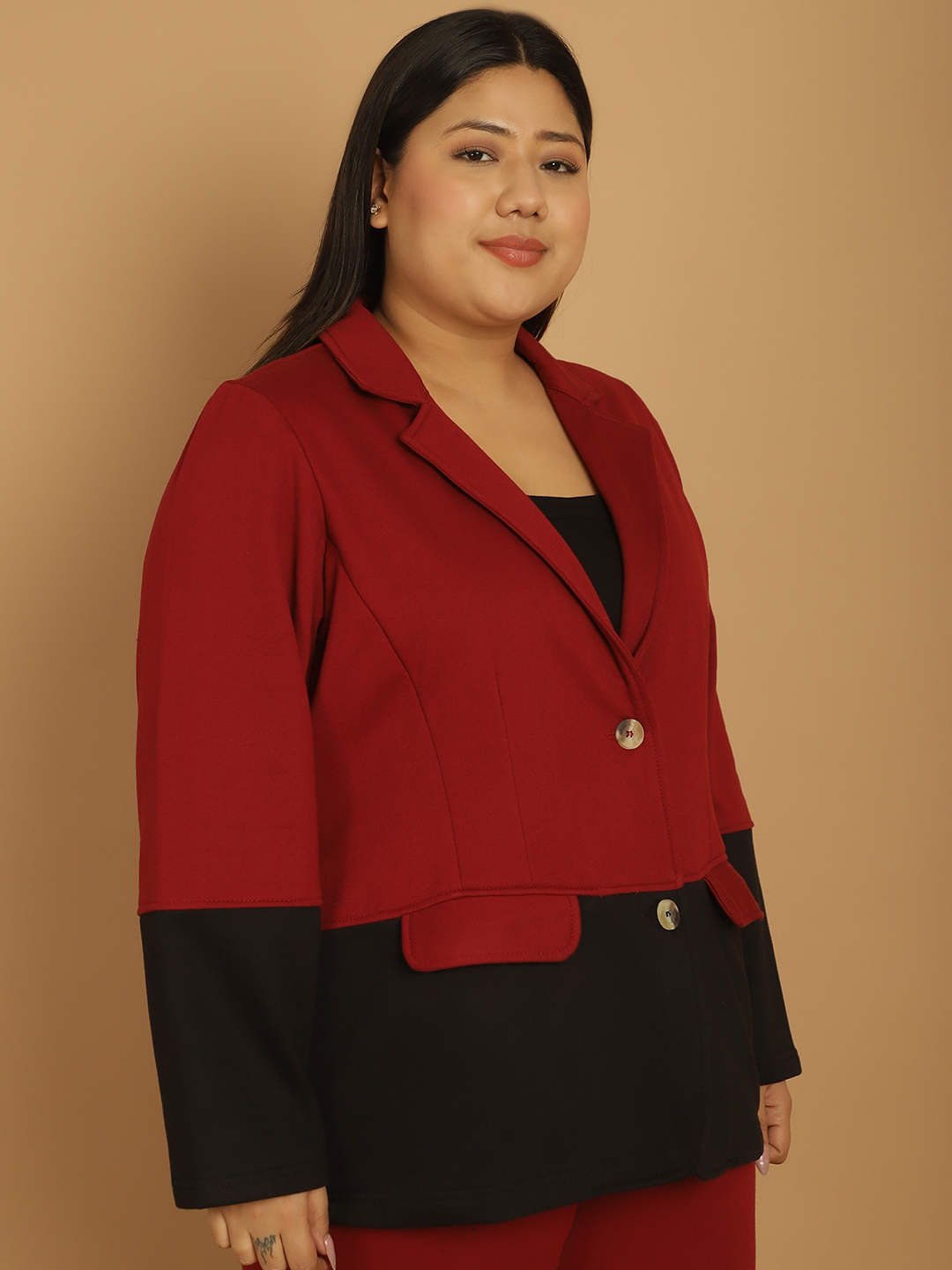 theRebelinme Plus Size Maroon & Black Color Block Knitted Jacket
