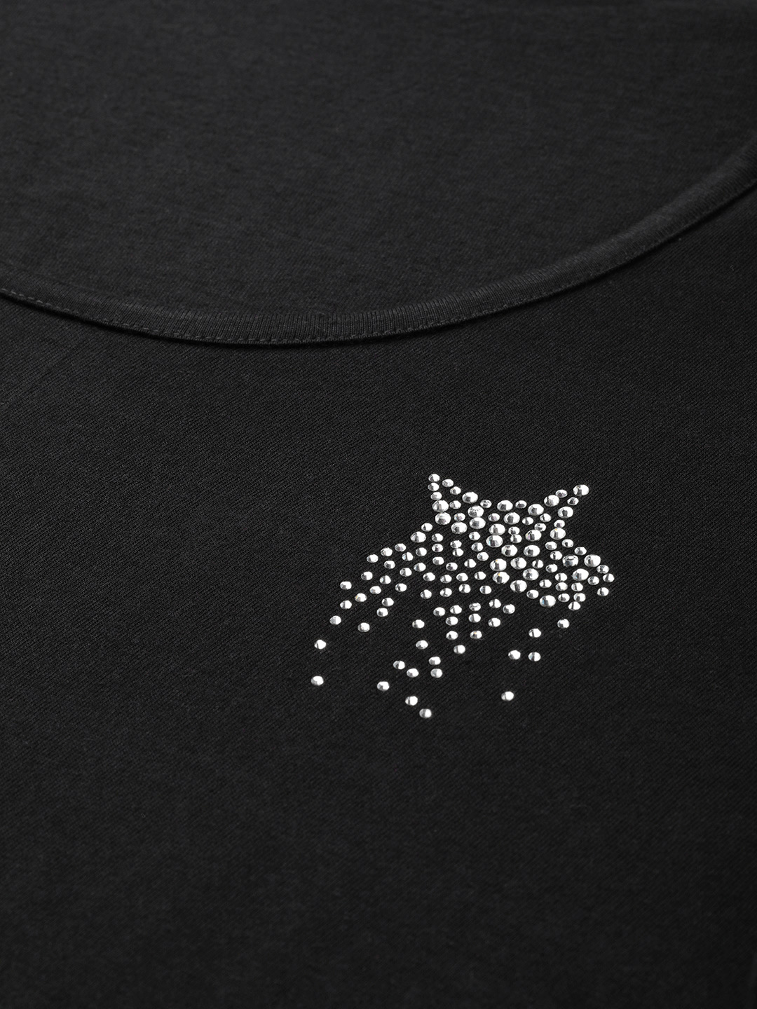 Women's Plus Size Black Solid Color Cotton knitted T-shirt with embellished detail