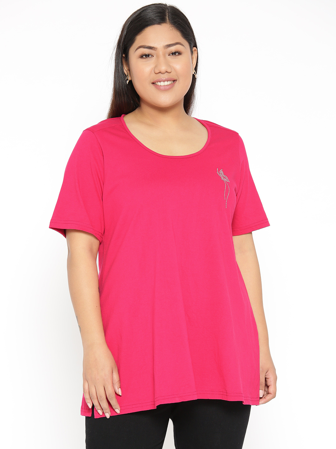 Women's Plus Size Fuchsia Solid Color Cotton knitted T-shirt with embellished detail