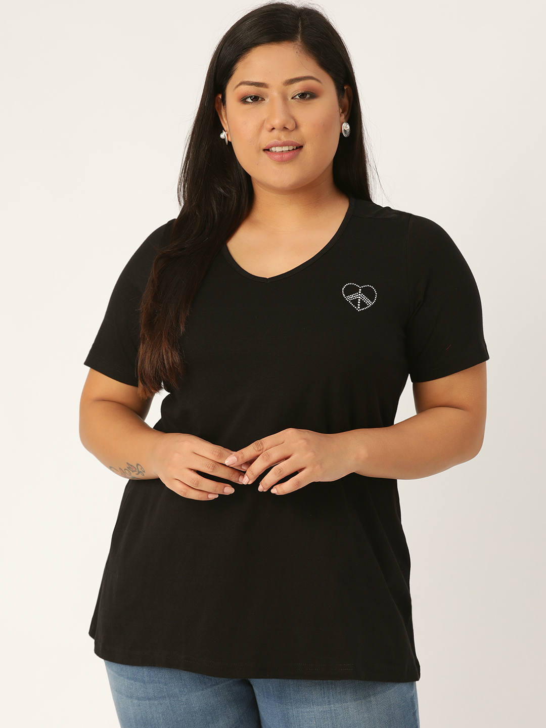 Women's Plus Size Black Solid Color Cotton knitted T-shirt with embellished detail