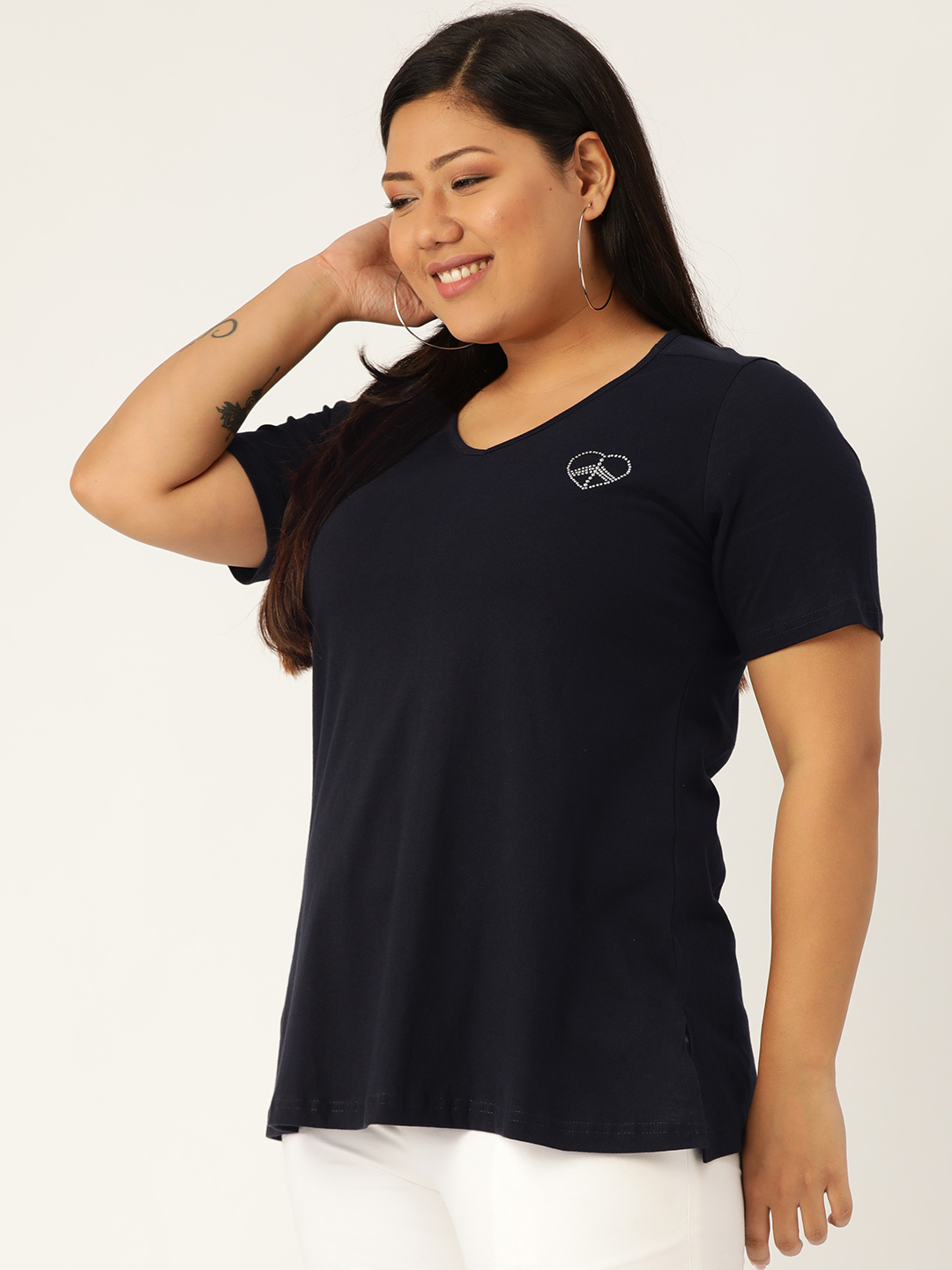 Women's Plus Size Navy Blue Solid Color Cotton knitted T-shirt with embellished detail