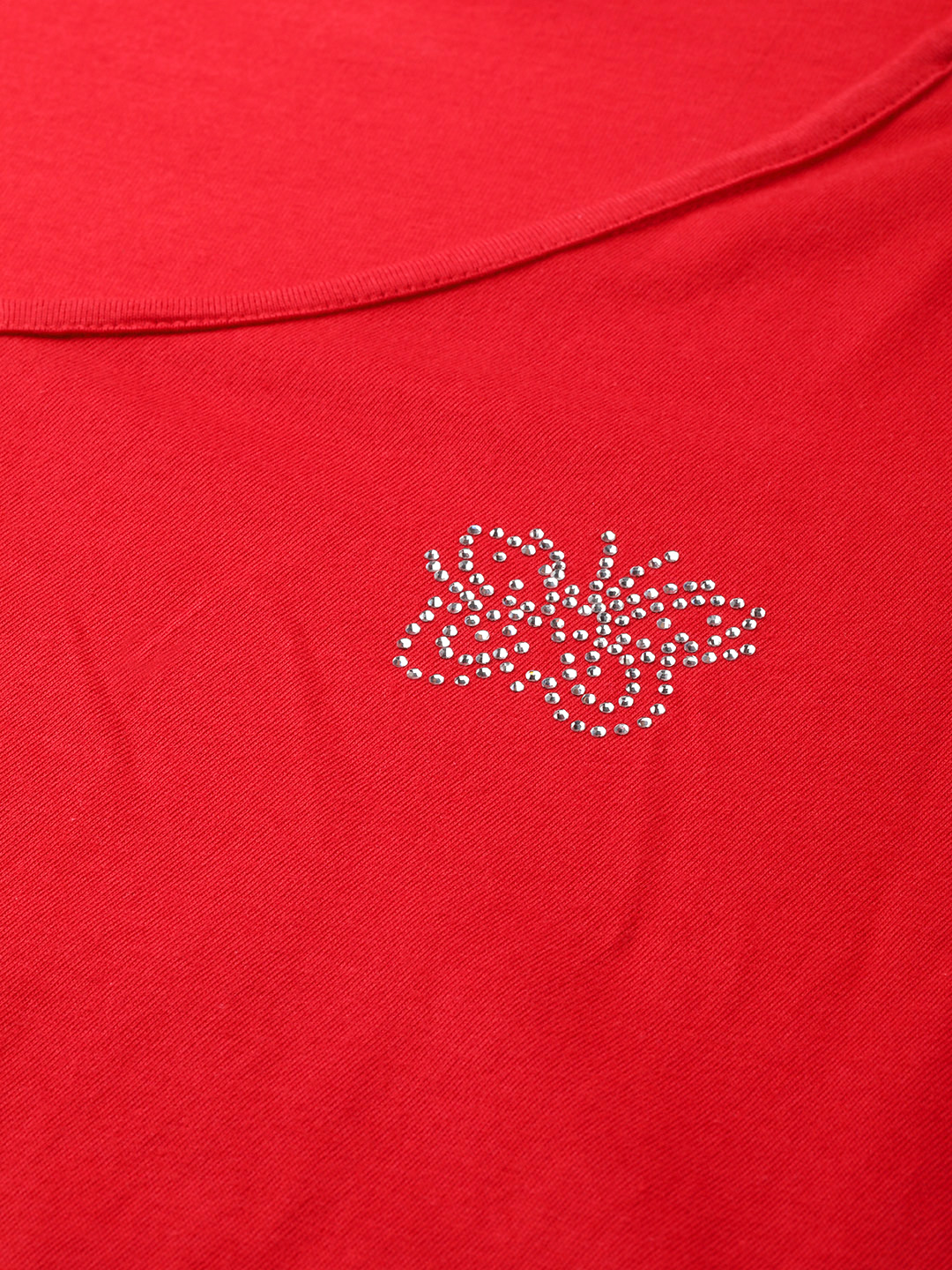 Women's Plus Size Red Solid Color Cotton knitted T-shirt with embellished detail