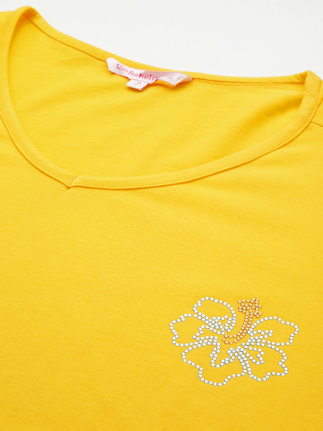 Women's Plus Size Yellow Solid Color Cotton knitted T-shirt with embellished detail
