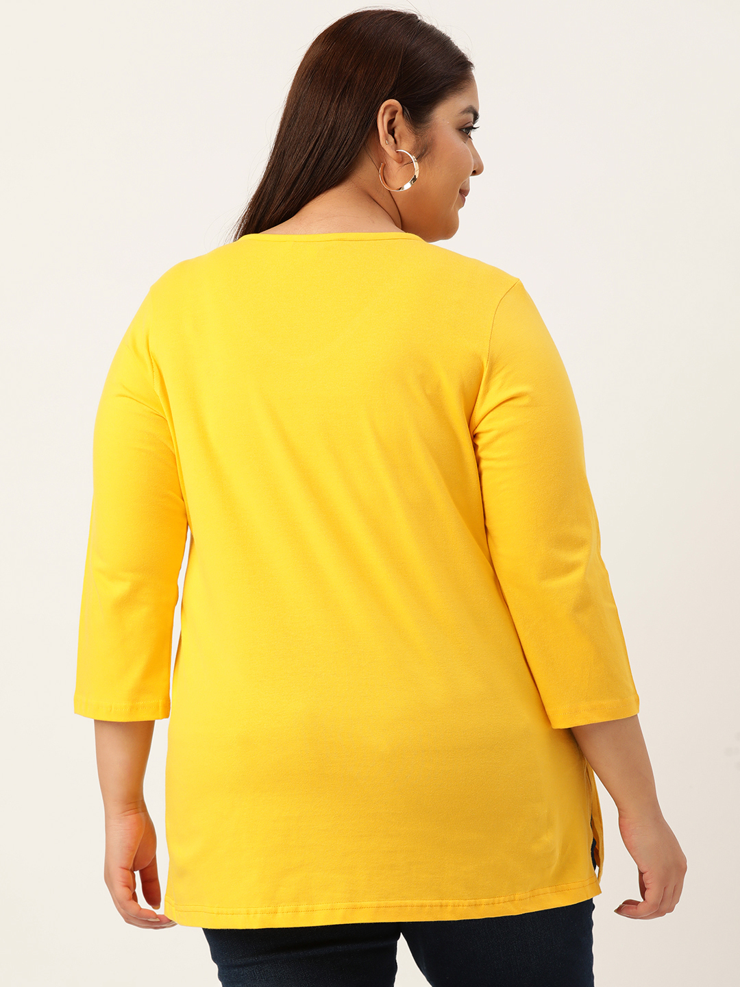 Women's Plus Size Yellow Solid Color Cotton knitted T-shirt with embellished detail