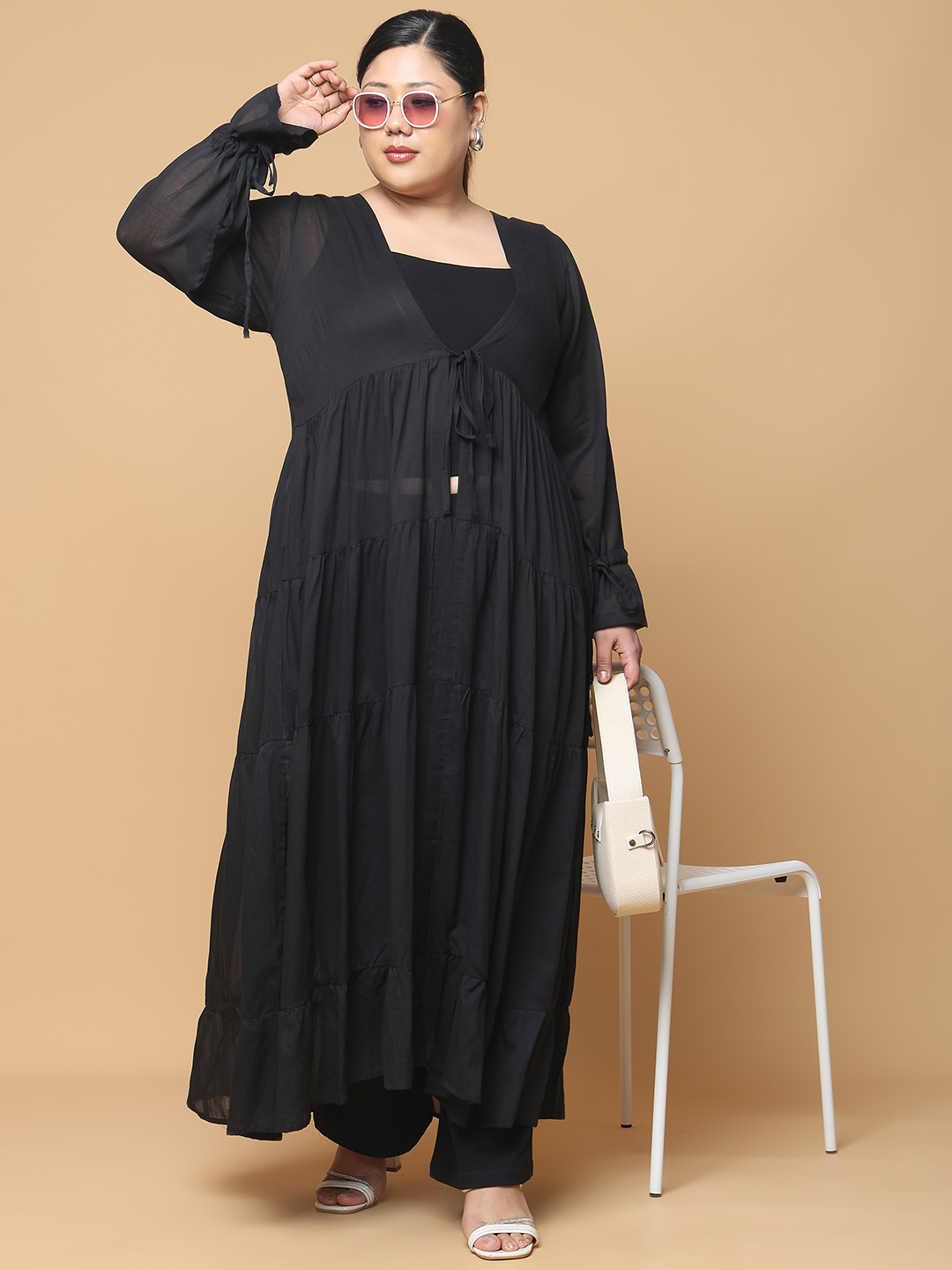 Women's Plus Size Black Solid Color Longline Cotton Shrug