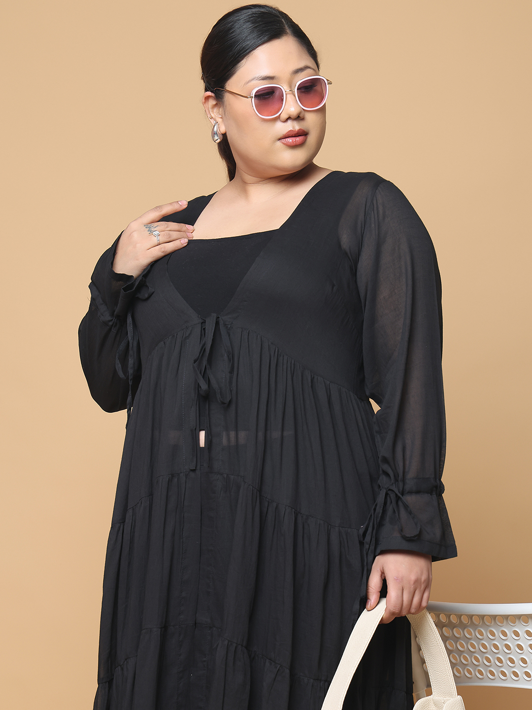Women's Plus Size Black Solid Color Longline Cotton Shrug