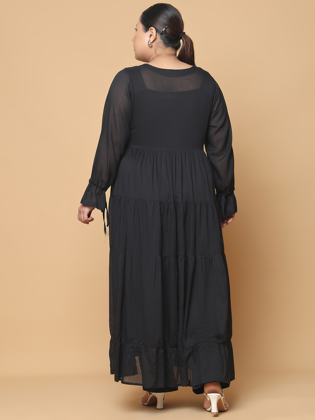 Women's Plus Size Black Solid Color Longline Cotton Shrug