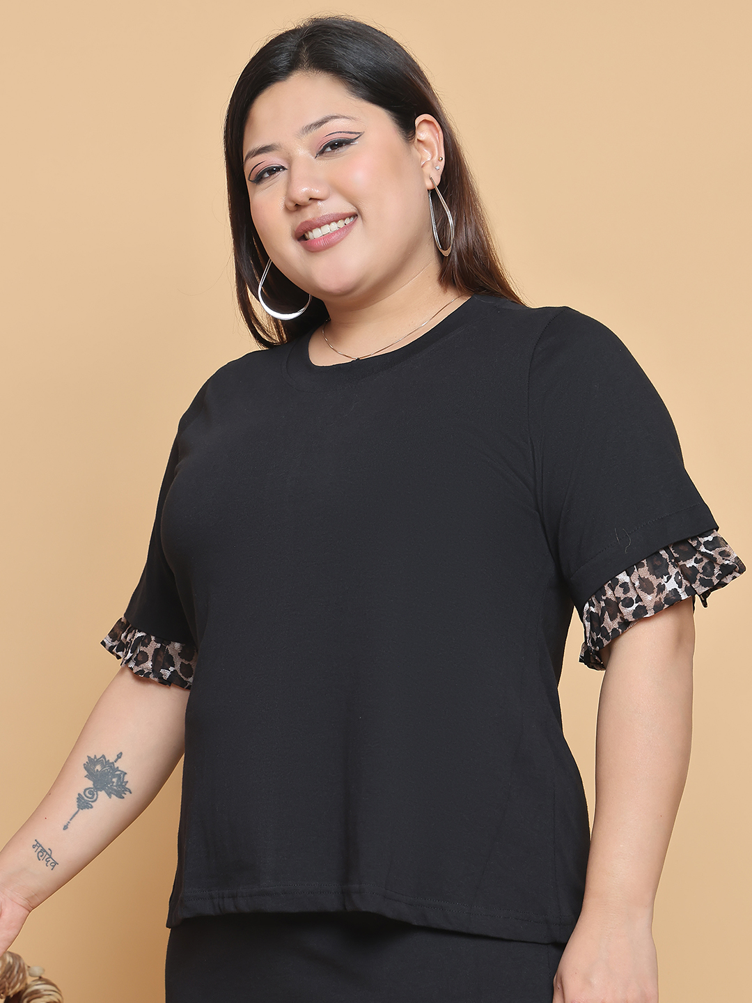 Women's Plus Size Black solid color cotton knitted Top with attached georgette frill at arm