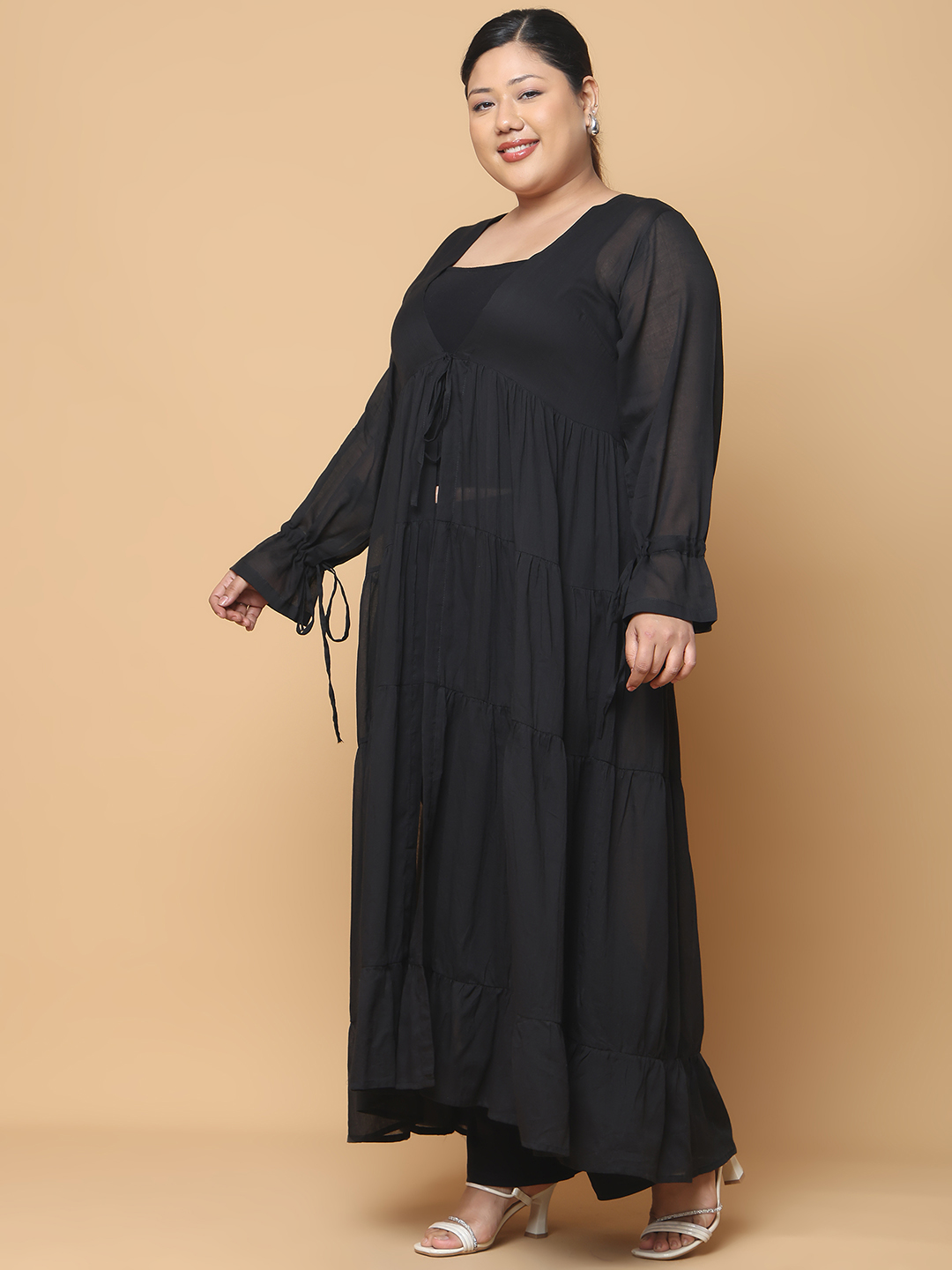 Women's Plus Size Black Solid Color Longline Cotton Shrug