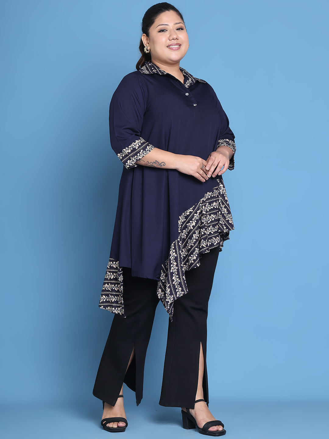 Women's Plus Size Navy Solid Color and Navy Gold Foil printed detail woven longline top