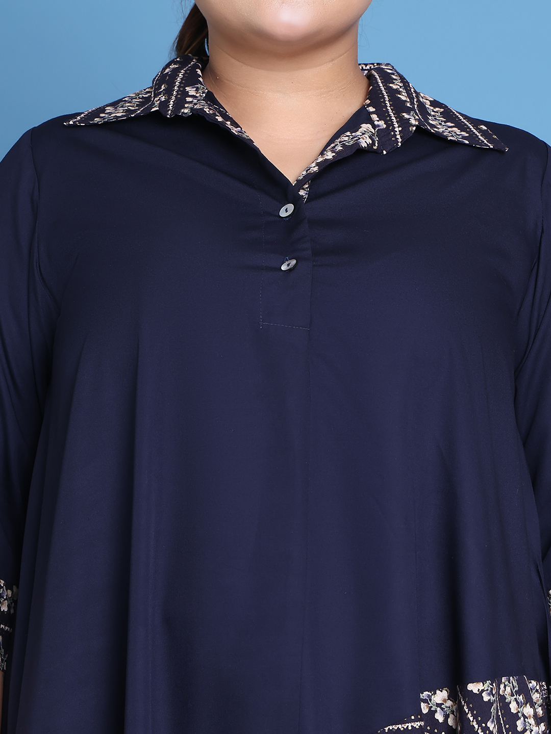 Women's Plus Size Navy Solid Color and Navy Gold Foil printed detail woven longline top