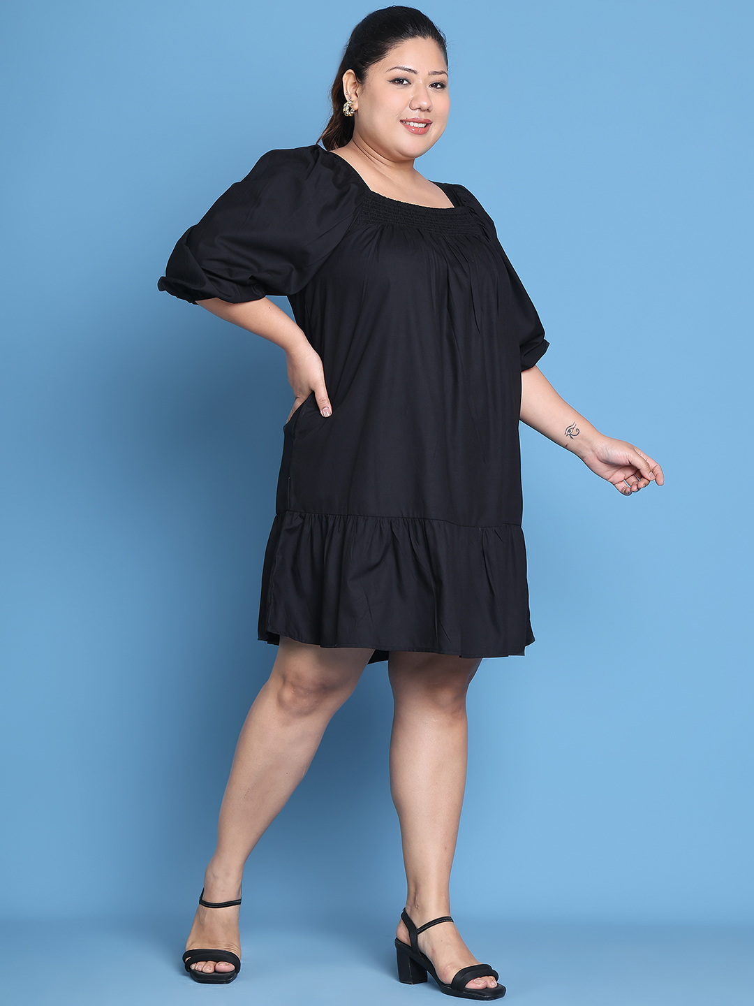 Women's Plus Size Black solid color woven A-Line Dress