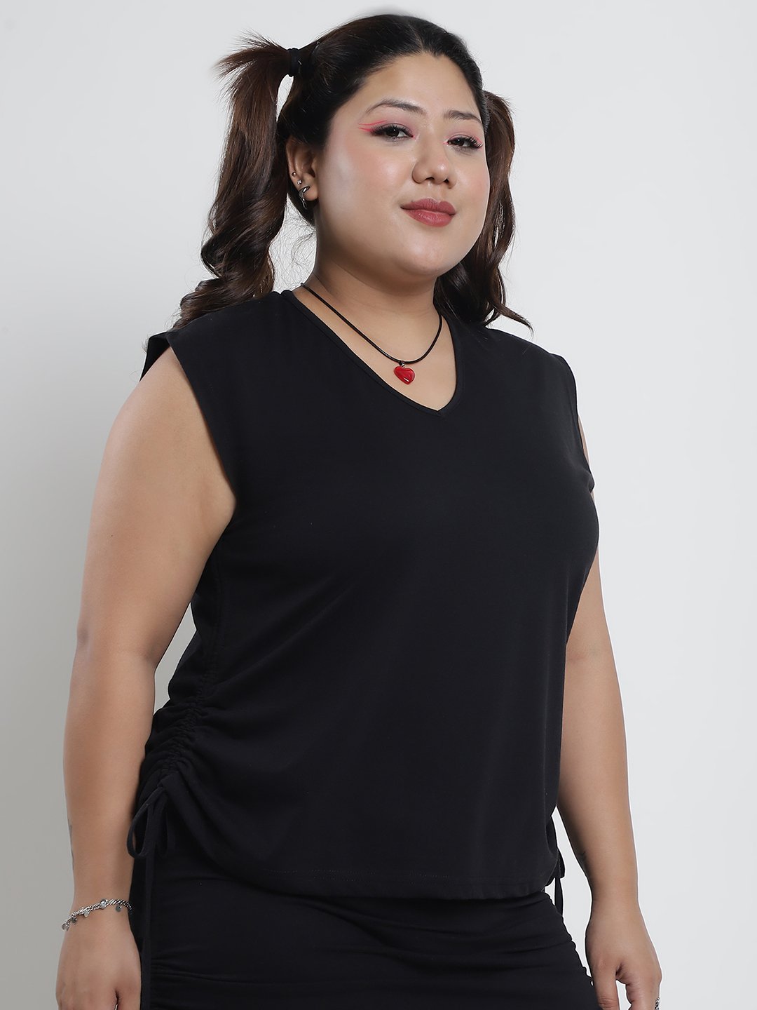 Juicy Jungle Tee : Black Color