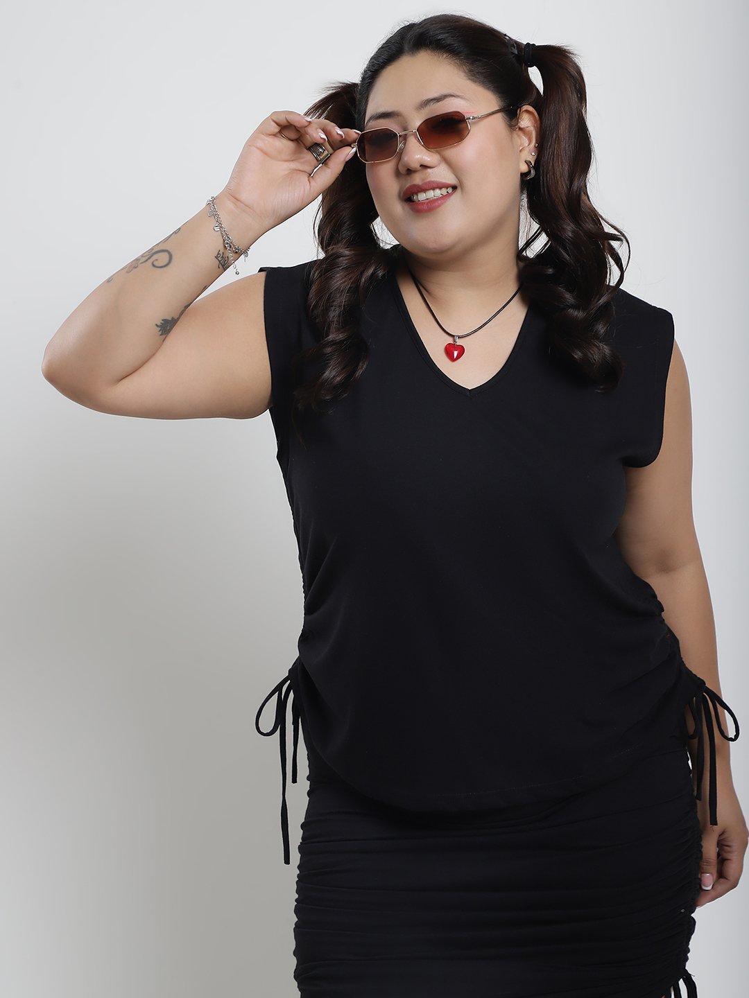 Juicy Jungle Tee : Black Color