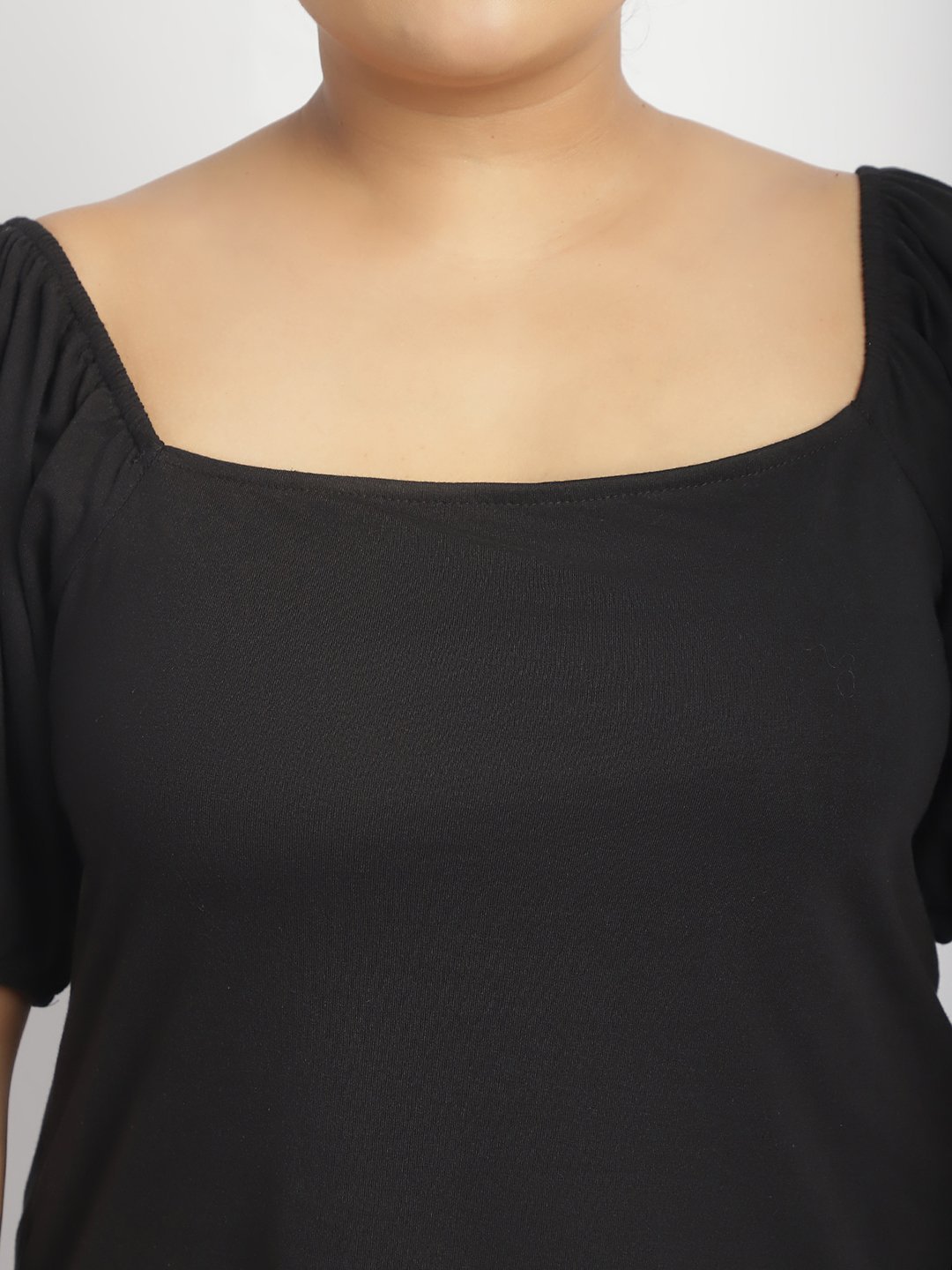 Bubblegum Top : Black Color