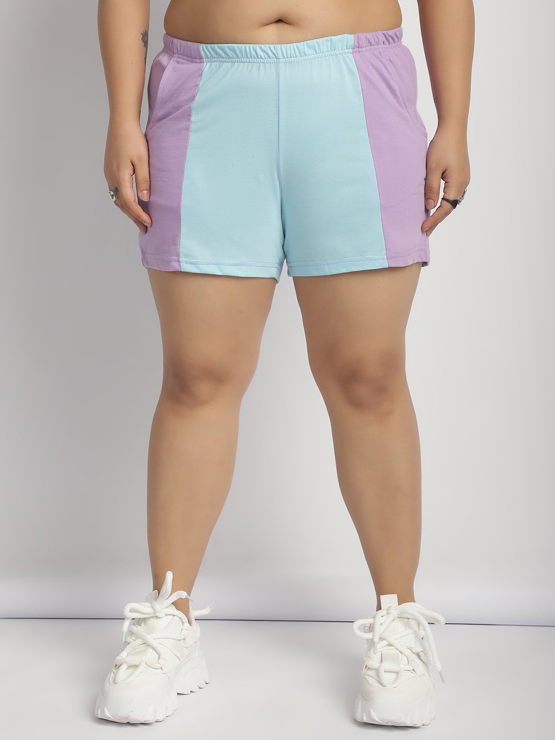 Gummy Groove Shorts: Sky Blue Lilac Color
