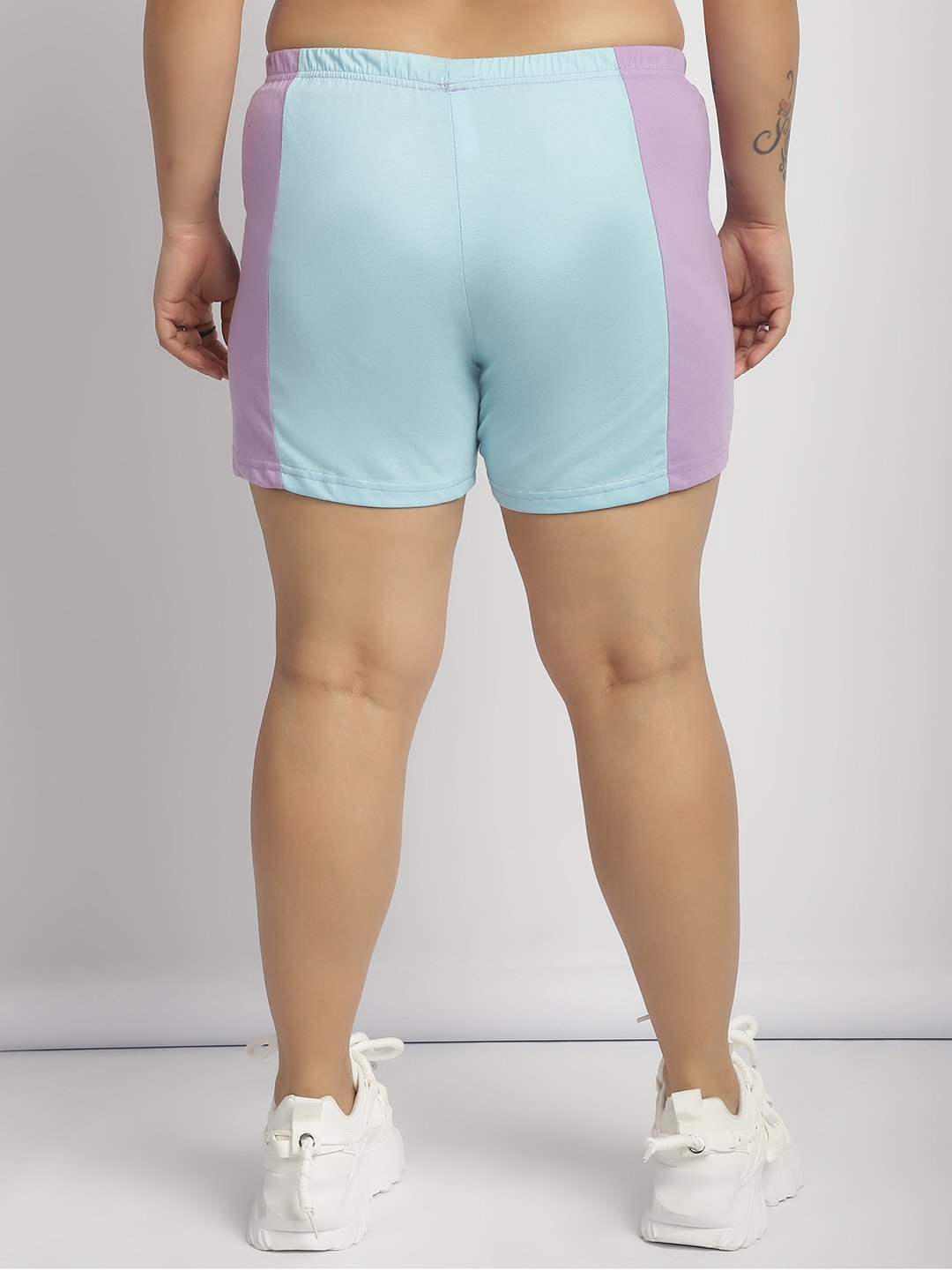 Gummy Groove Shorts: Sky Blue Lilac Color