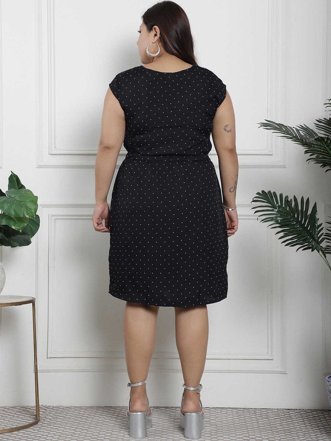 Golden Hour Midi Dress : WHITE SMALL POLKA Color