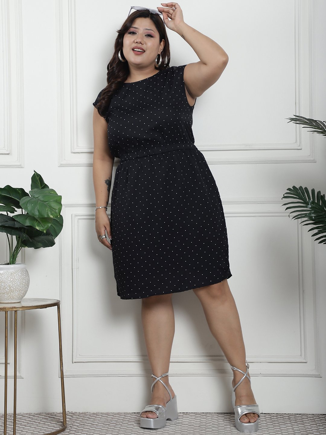 Golden Hour Midi Dress : WHITE SMALL POLKA Color