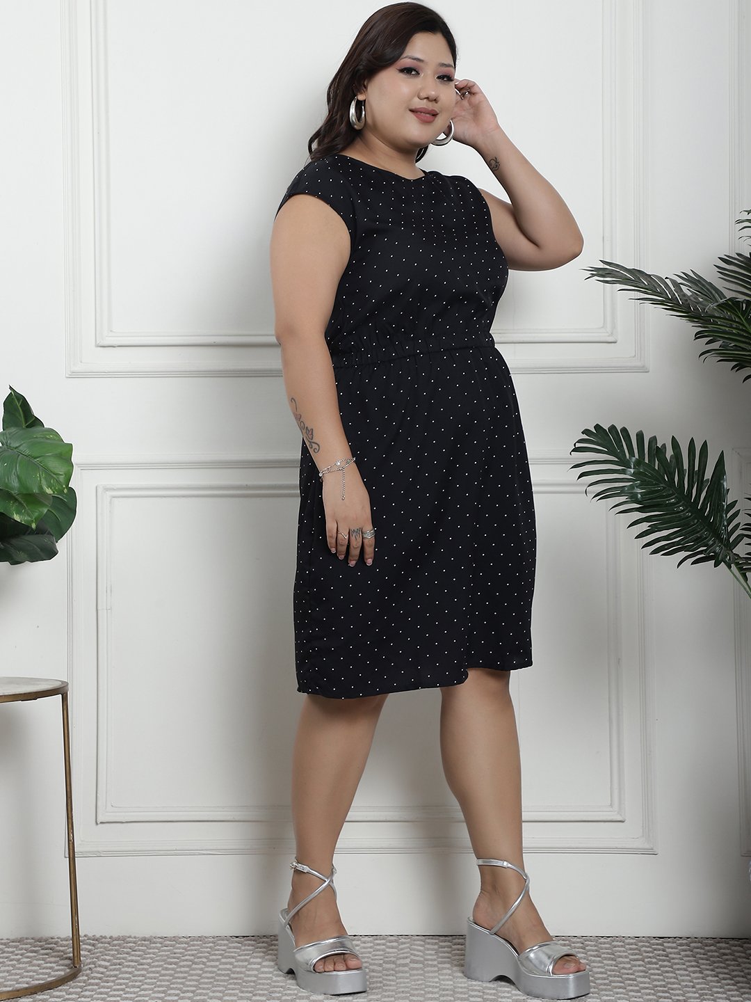 Golden Hour Midi Dress : WHITE SMALL POLKA Color