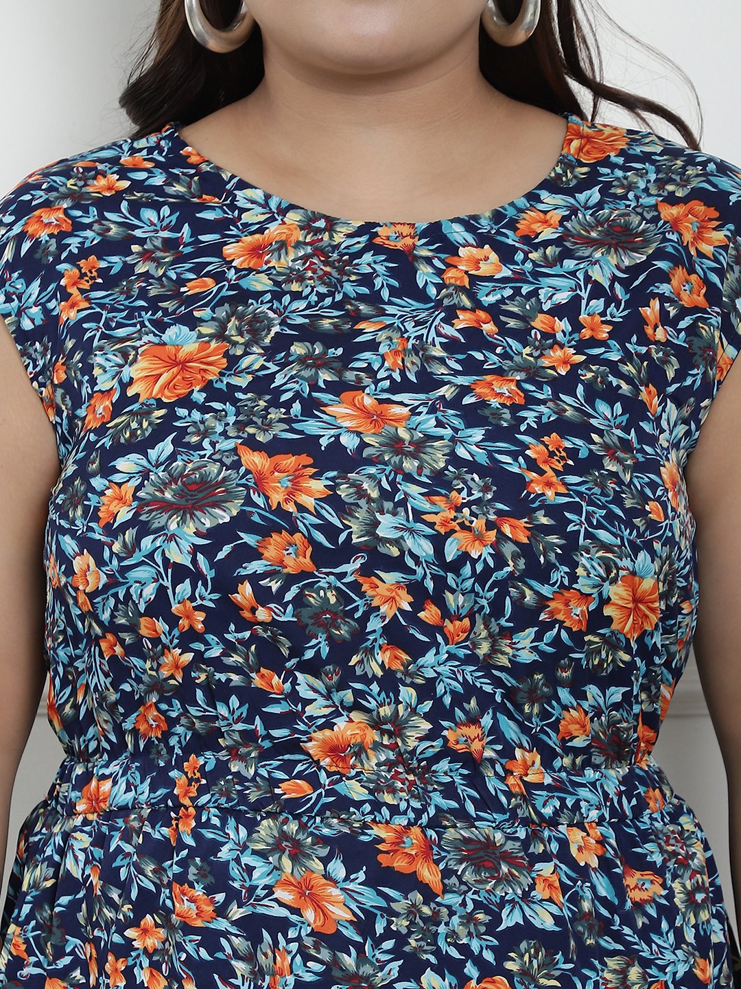 Golden Hour Midi Dress : NAVY FLORAL Color
