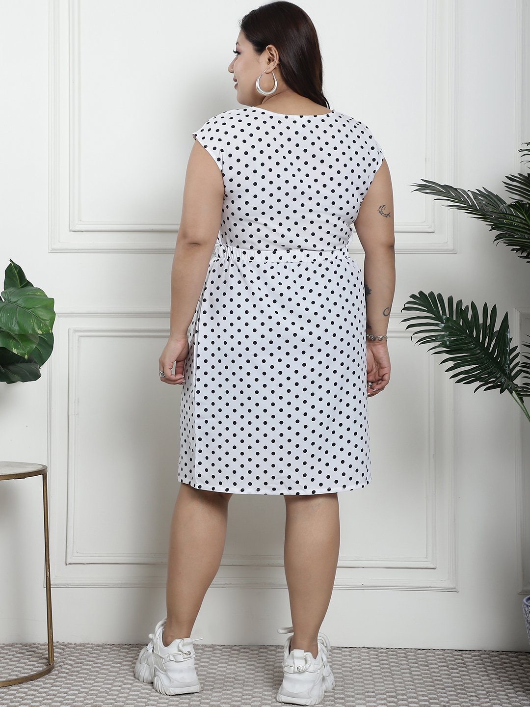 Golden Hour Midi Dress : BLACK BIG POLKA Color