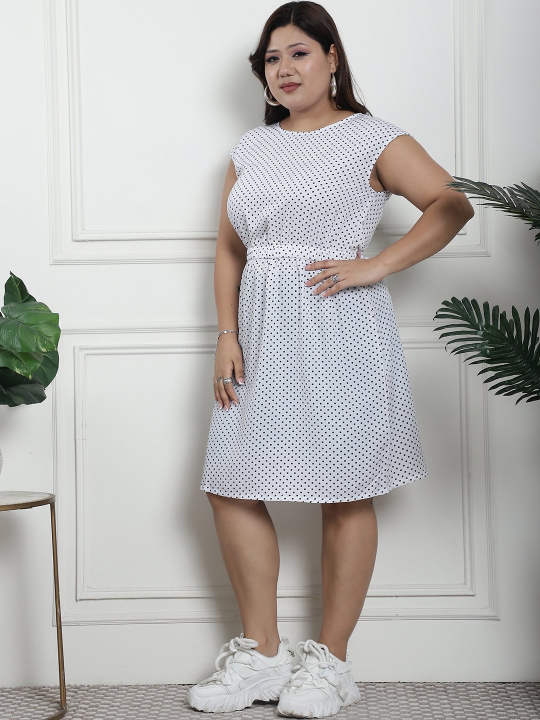Golden Hour Midi Dress : BLACK SMALL POLKA Color