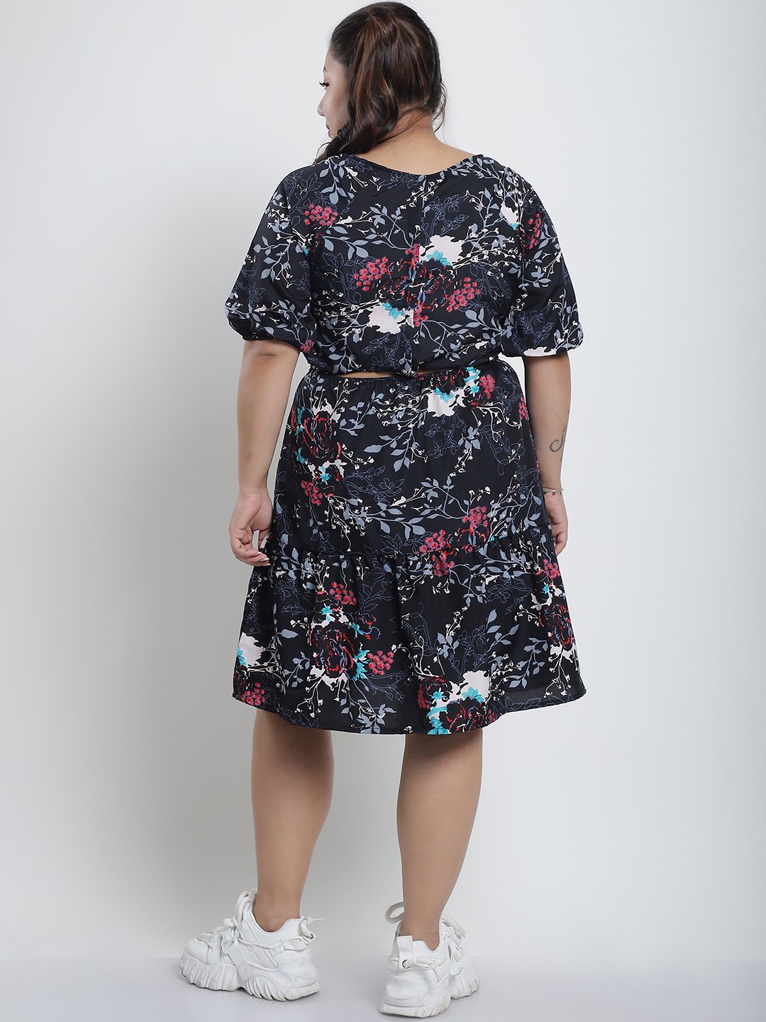 Summer Bliss Dress : BLACK FLORAL Color