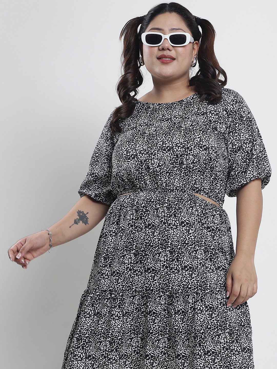 Summer Bliss Dress : B&W TIGER PRINT Color