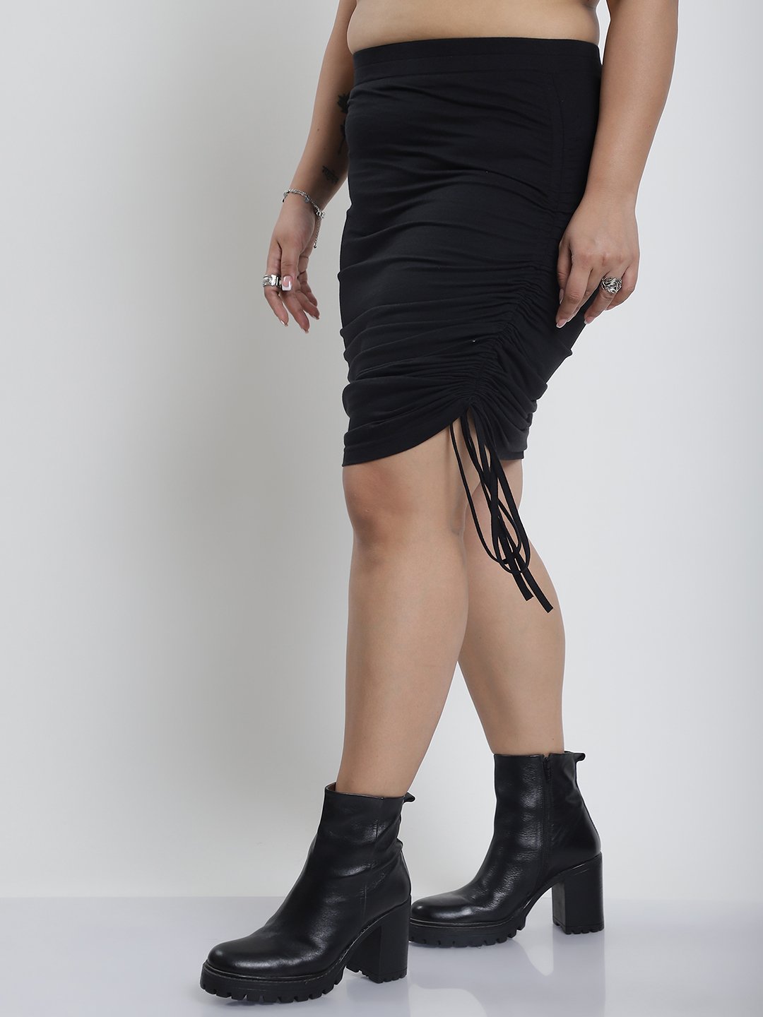 Flirt & Fun Skirt : Black Color