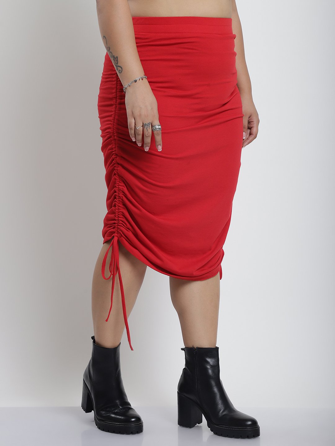 Flirt & Fun Skirt : Red Color