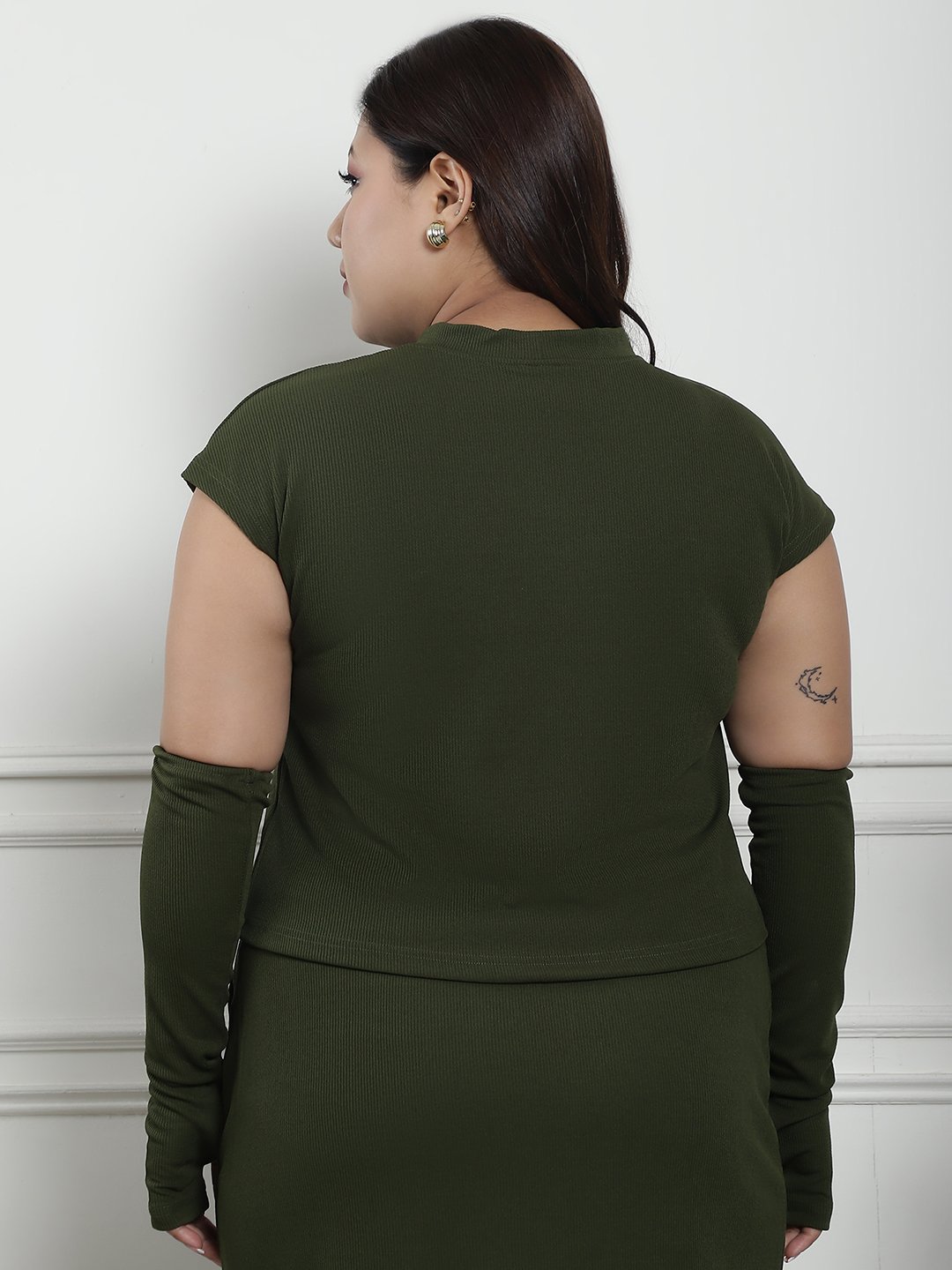 The Cool Girl Top : Olive Color