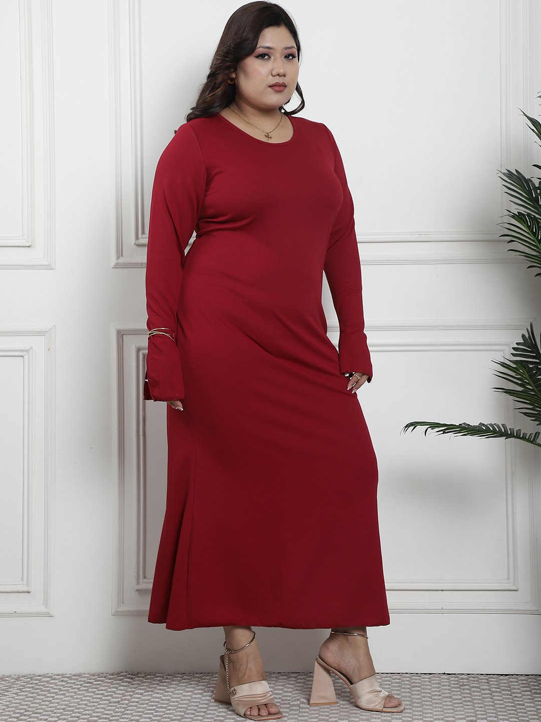 Luxe Maxi Dress : Maroon Color