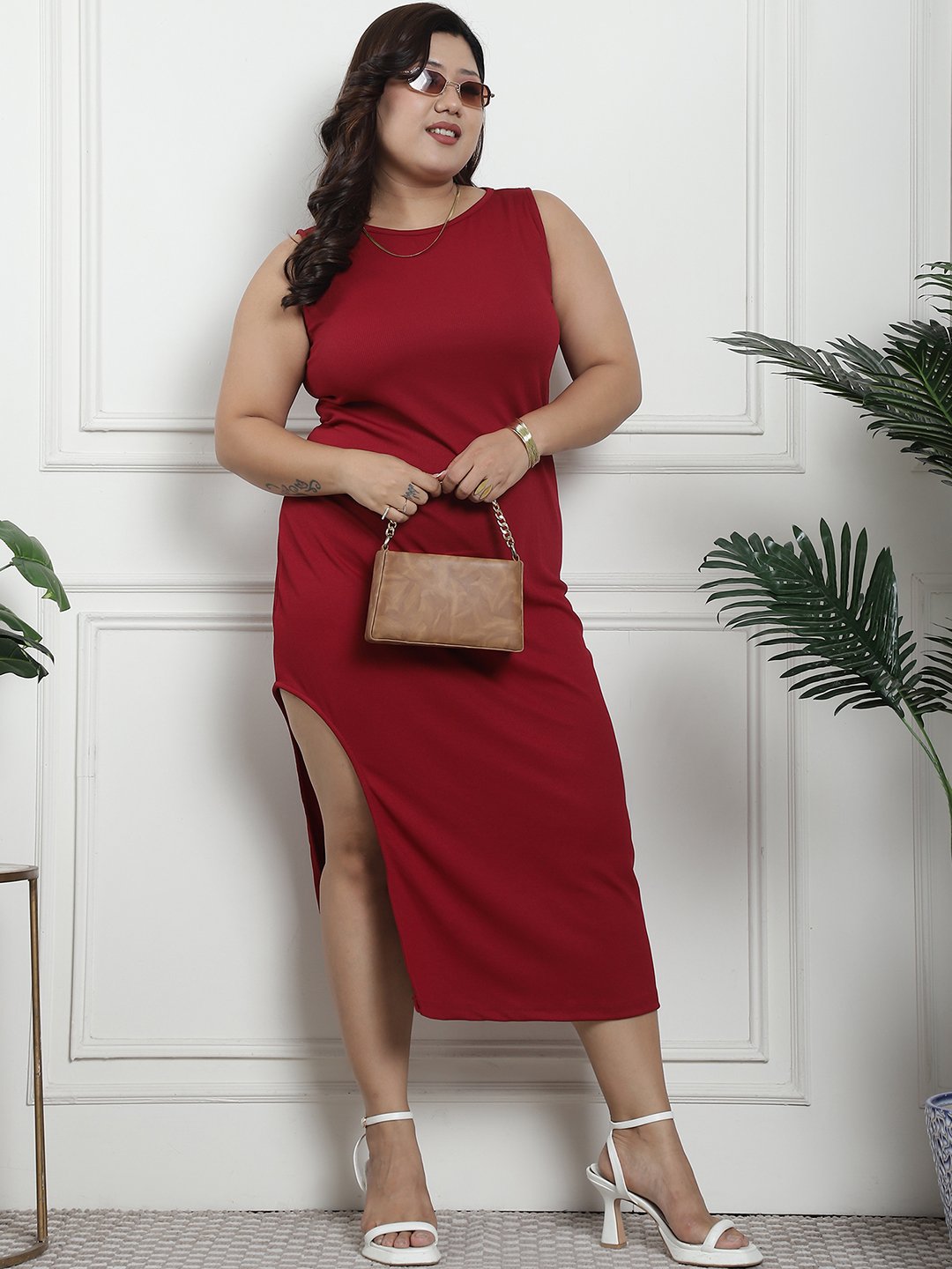 Summer Breeze Dress : Maroon Color