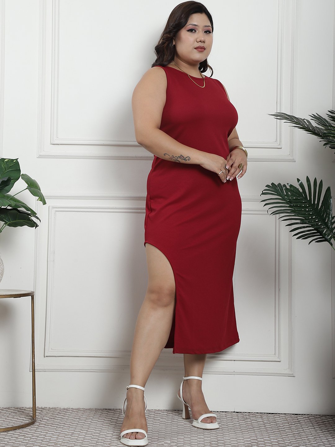 Summer Breeze Dress : Maroon Color